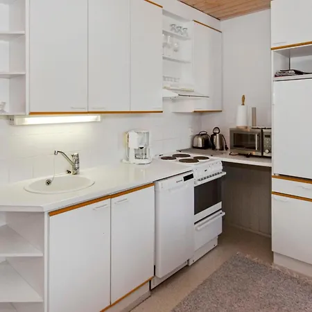 Loma-koli 7 By Interhome Kolinkylä